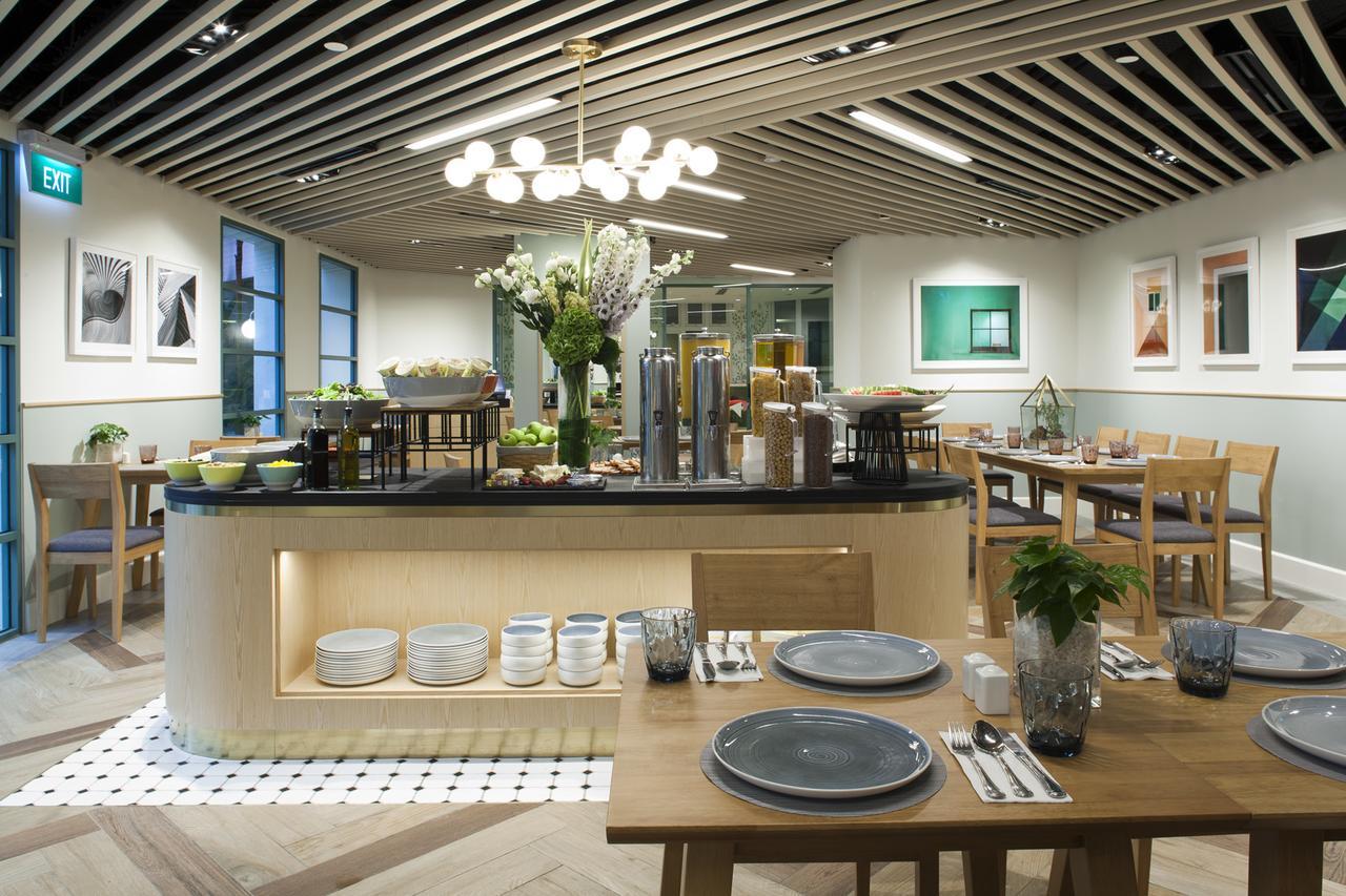 싱가포르 프레이저 플레이스 로버슨 워크 아파트 호텔 외부 사진 The restaurant at the 2018 London Design Festival