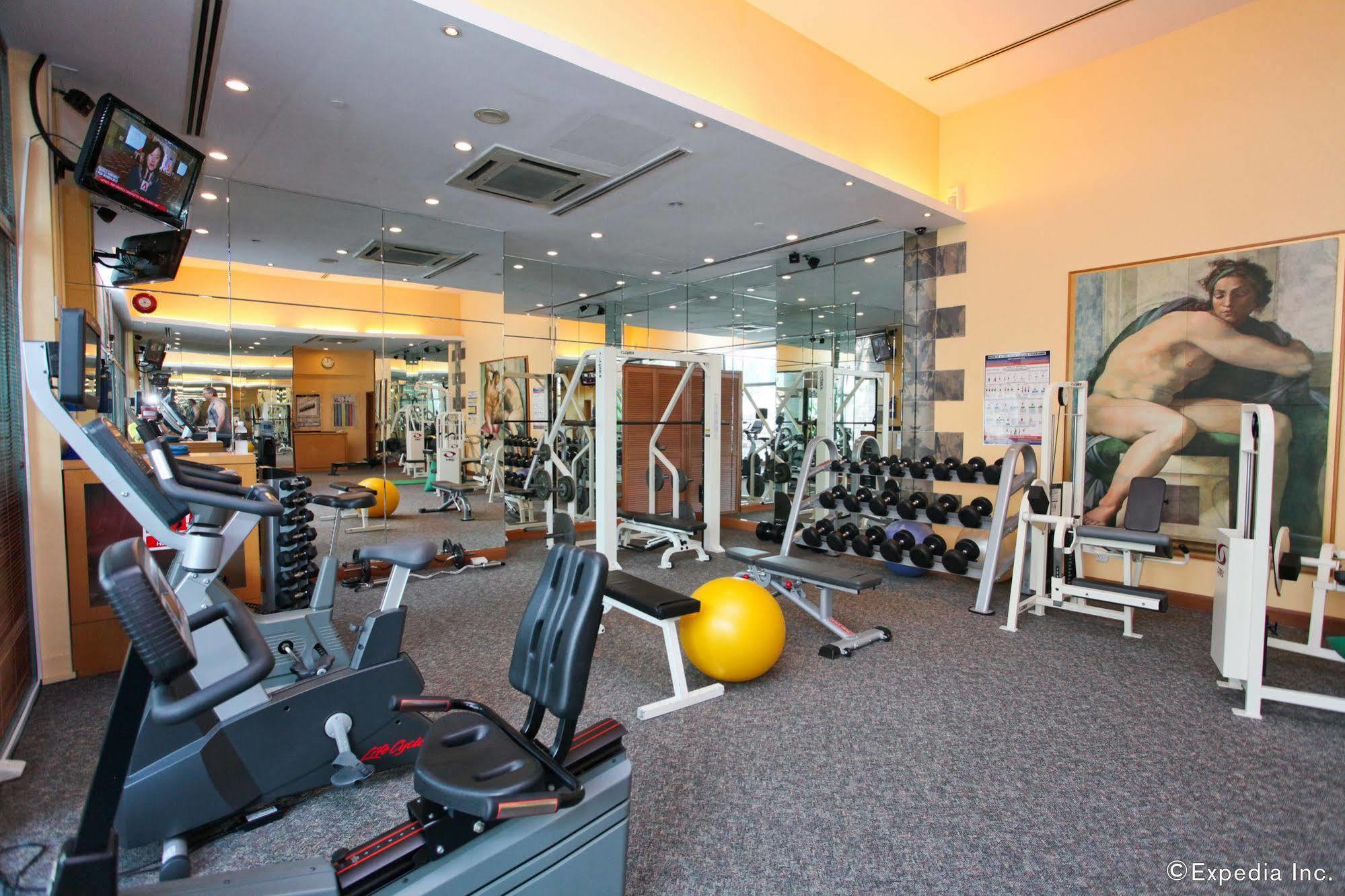 싱가포르 프레이저 플레이스 로버슨 워크 아파트 호텔 외부 사진 The gym at the hotel
